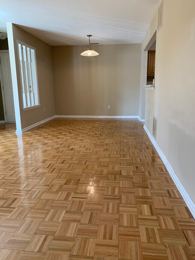 35 Harrogate Ct 35 Harrogate Ct Washington Township NJ 08080 Apartment Finder