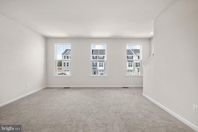 Building Photo - 46 SAND HILLS Dr