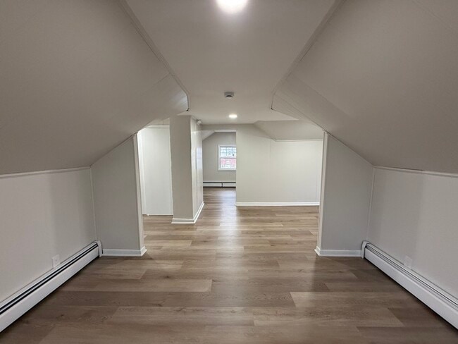 Building Photo - 255 N 1st Ave