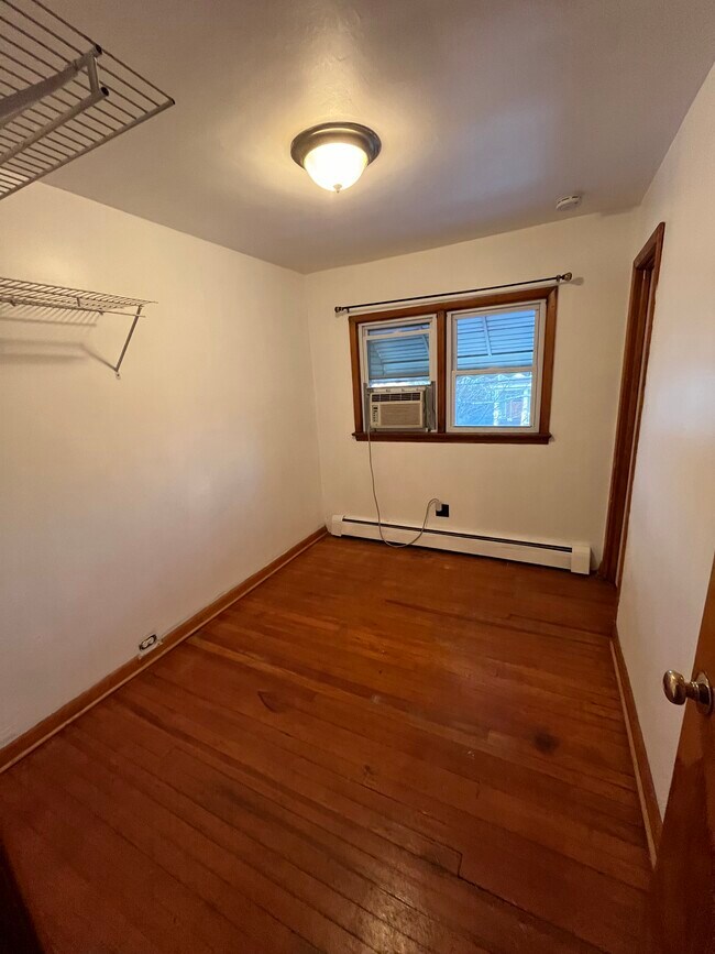 Building Photo - 257 Palisade Ave