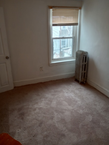 Building Photo - 16xx W Juniata St