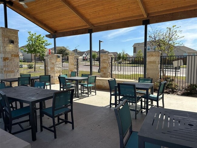 Building Photo - 19320 Forman Dr