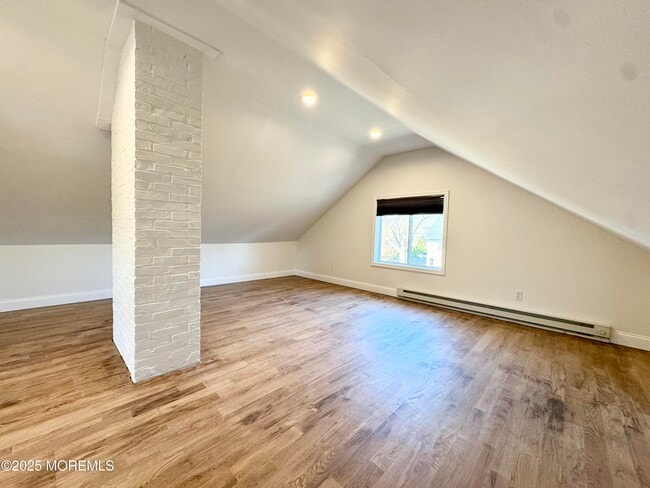 Building Photo - 208 E Bergen Pl