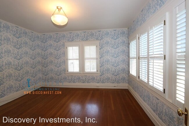 Building Photo - 4 br, 2.5 bath House - 532 Magnolia Avenue