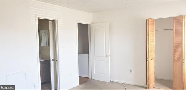 Building Photo - 2905 Charredwood Dr