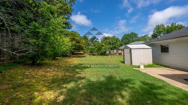 Building Photo - 5702 Stoneridge Dr