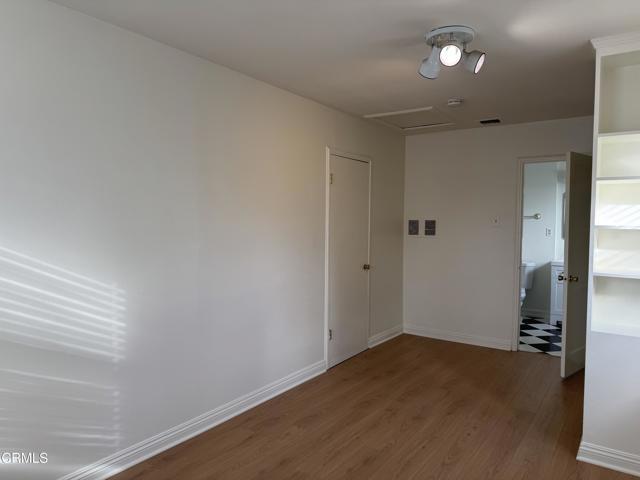 Building Photo - 5928 Rowland Ave