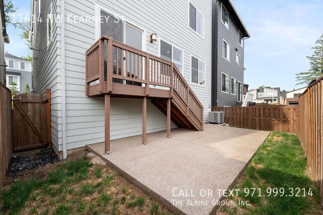 Building Photo - 11614 NW Kearney St