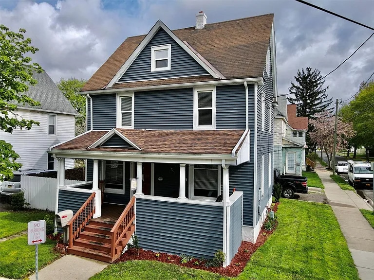 Primary Photo - 25 Ogden St