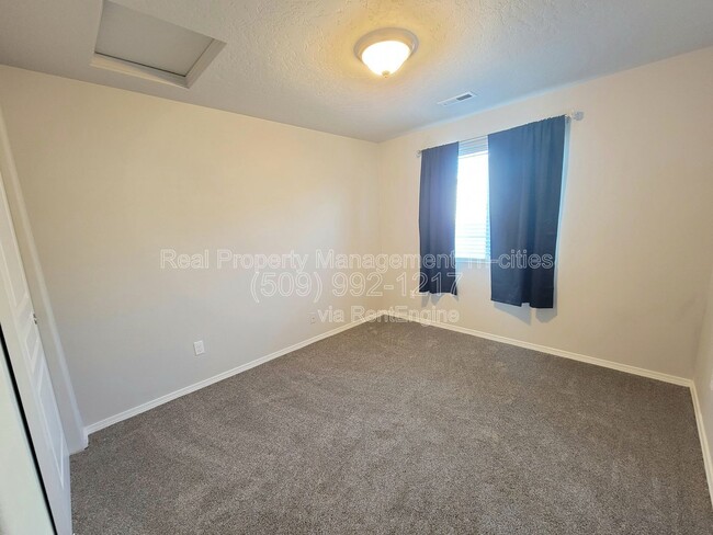 Building Photo - 6206 Maryhill Ln