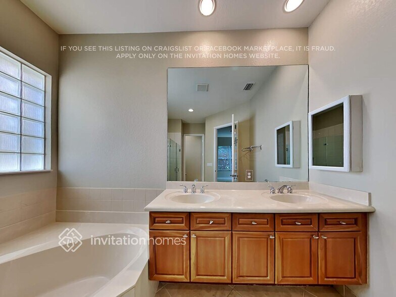 Building Photo - 154 Isle Verde Way