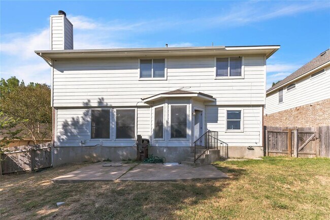 Building Photo - 3733 Eagles Nest St