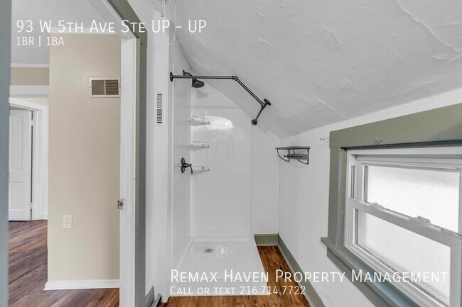 Building Photo - 93 W 5th Ave Ste UP, Berea - Spacious 1 be...