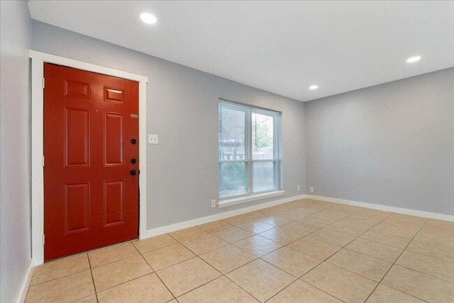 Building Photo - 1703 Coronado Hills Dr