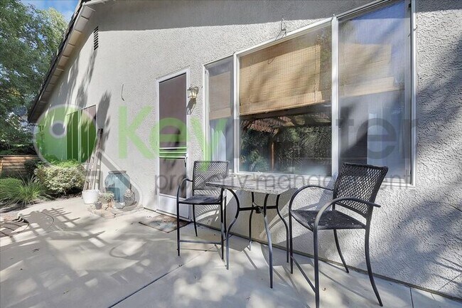 Building Photo - 4510 Pheasant Ln