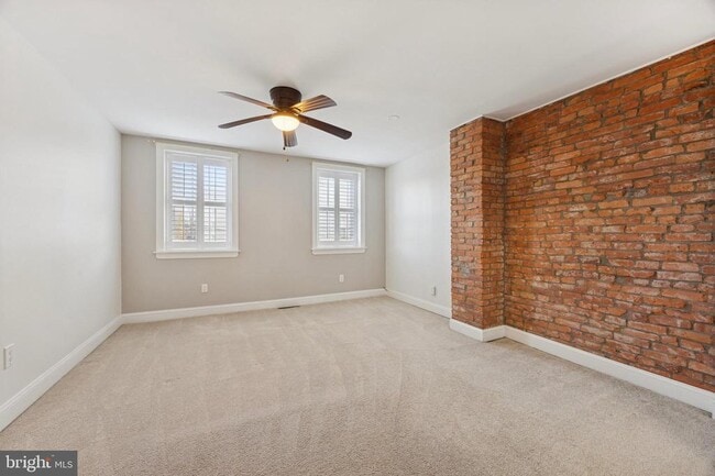 Building Photo - 1814 S Juniper St