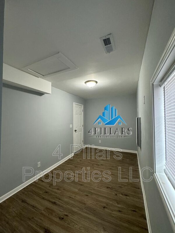 Building Photo - 7300 W 128th Pl