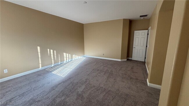 Building Photo - 9473 Alma Ridge Ave