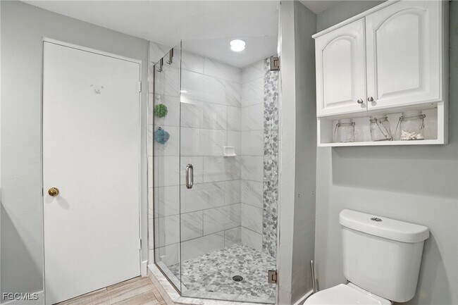 Building Photo - 1250 Kasamada Dr