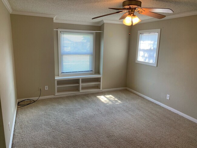 Building Photo - 3317 31st St