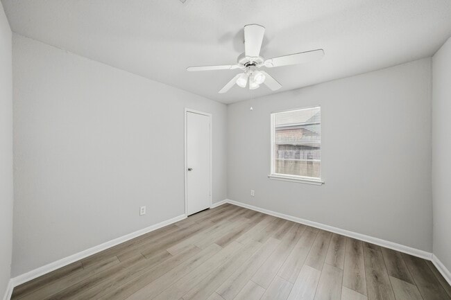 Building Photo - 9036 Kerrwood Ln