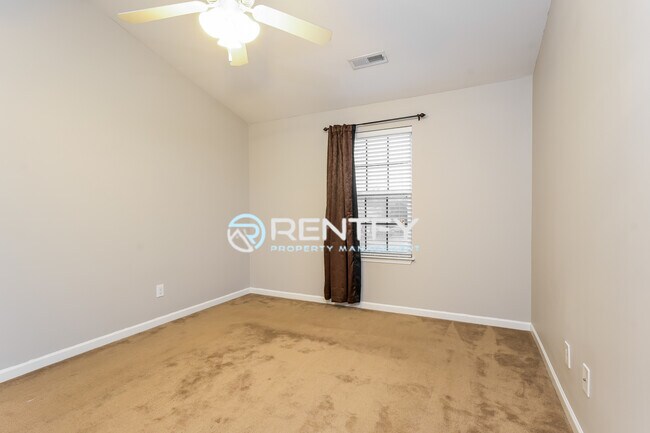 Building Photo - 5191 Liberty Hall Cir