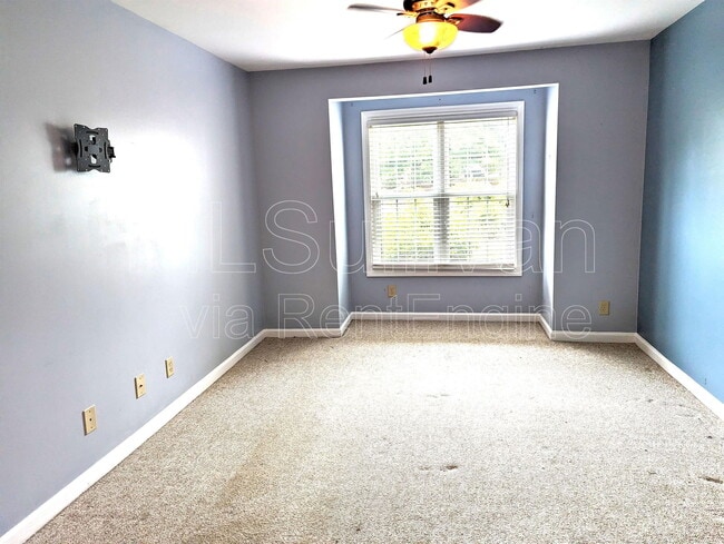 Building Photo - 3700 Chimney Ridge Pl