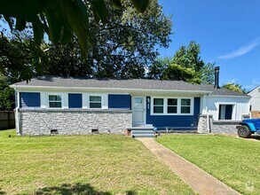 Building Photo - Charming Brick Ranch Near the Beach & Bases