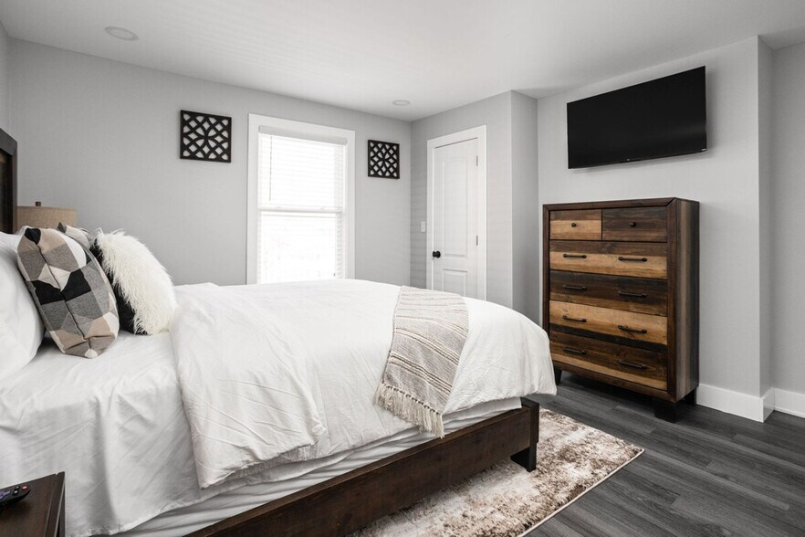 Building Photo - 2838 N Washington Blvd