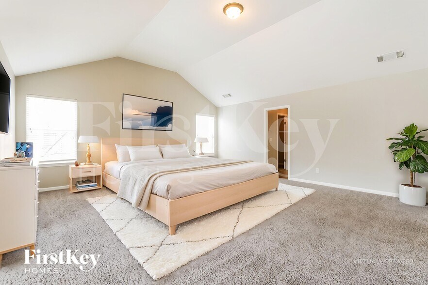 Building Photo - 7864 Wrotham Cir