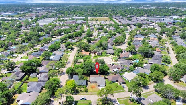 Building Photo - 10707 Shannon Hills Dr