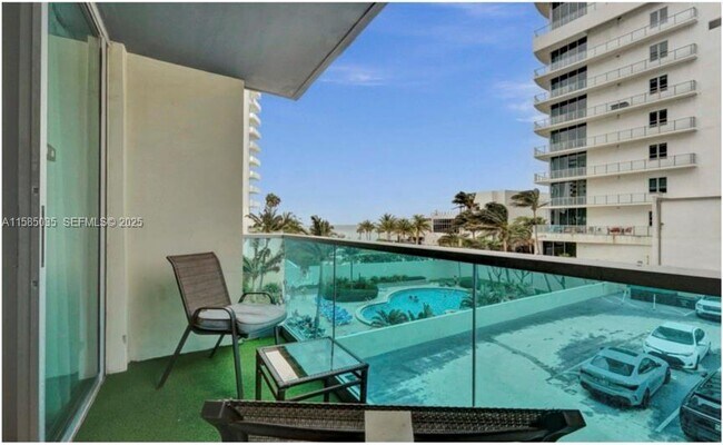 Building Photo - 4001S S Ocean Dr