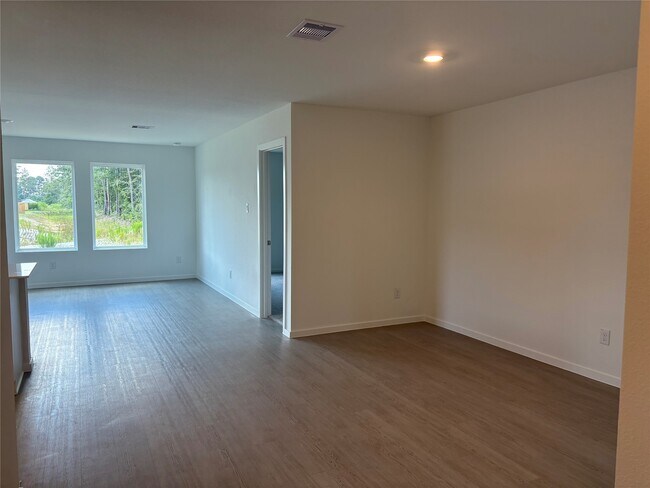 Building Photo - 18688 Barrichello Dr