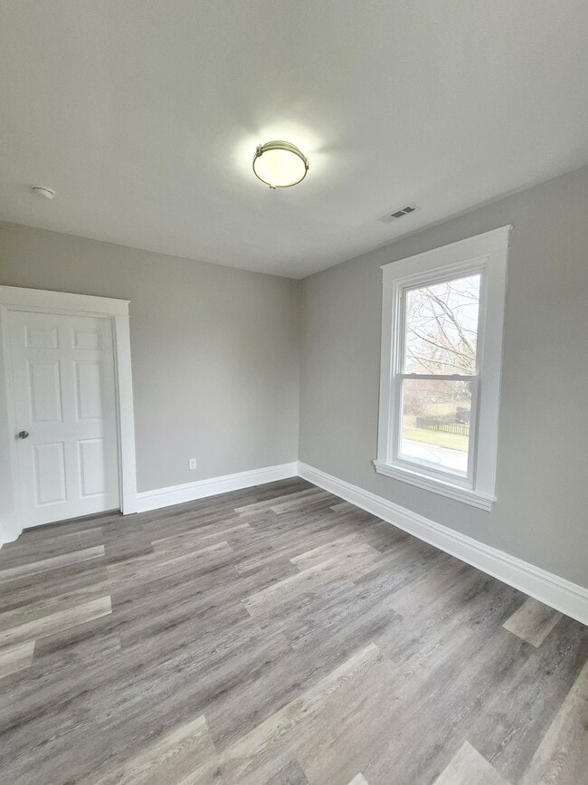 Building Photo - 3325 Florida Ave