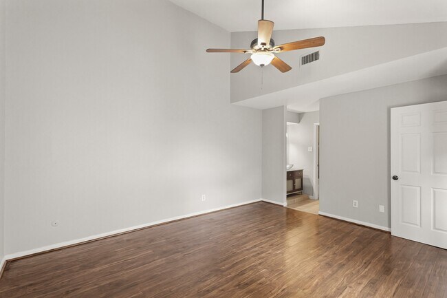 Building Photo - 12322 Wild Pine Dr