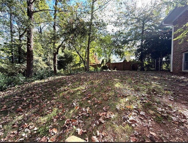 Building Photo - 410 Montevallo Dr NE