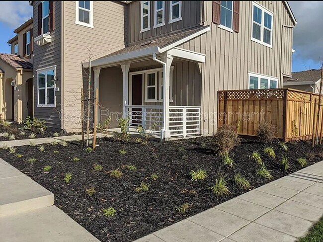 Building Photo - 1263 S Palermo Ln