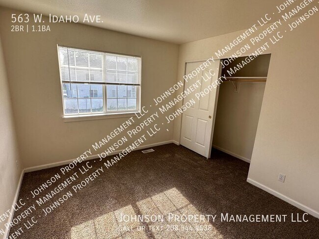 Building Photo - 563 W Idaho Ave