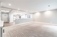 Building Photo - 4580 Hazelnut Ave