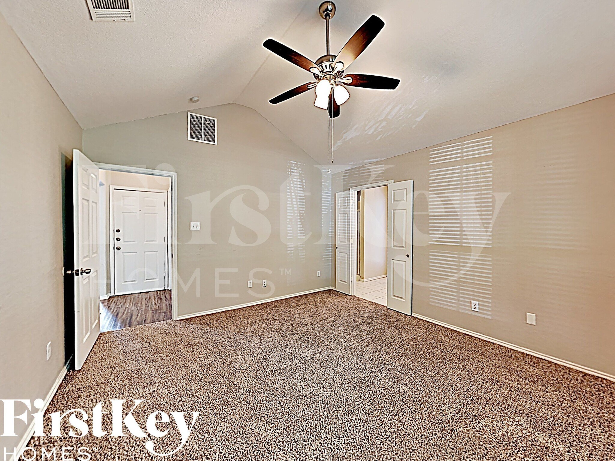 Building Photo - 415 N Gaston Dr