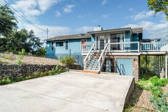 Building Photo - 193 Black Oak Dr