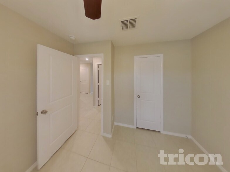 Building Photo - 6340 Bristolwood Dr