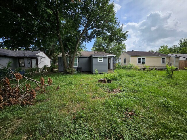 Building Photo - 3409 Nathaniel Brown St