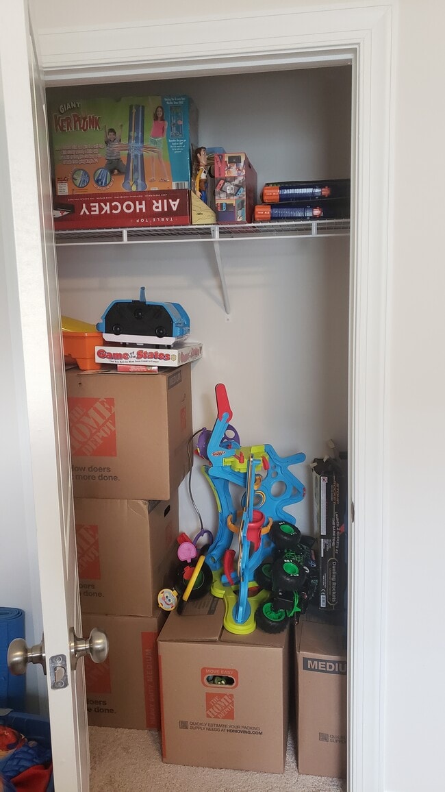 Building Photo - 413 Marietta Ln