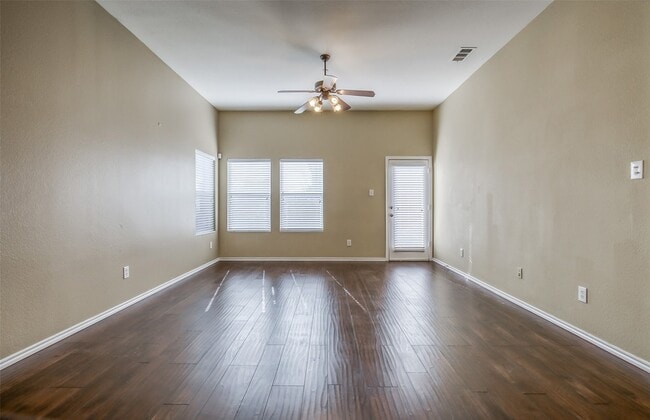 Building Photo - 10091 Summit Run Dr