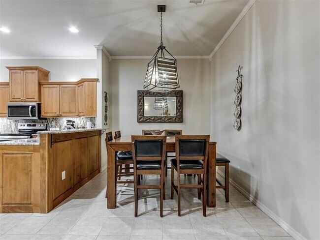 Building Photo - 15400 Swallowtail Rd