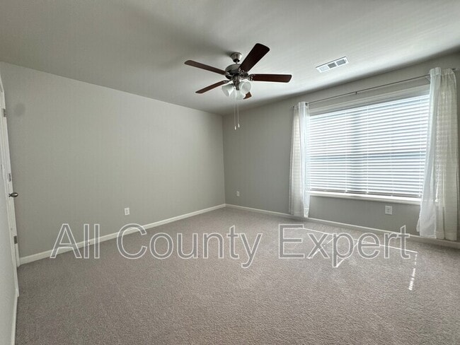 Building Photo - 5145 Explorer Ln