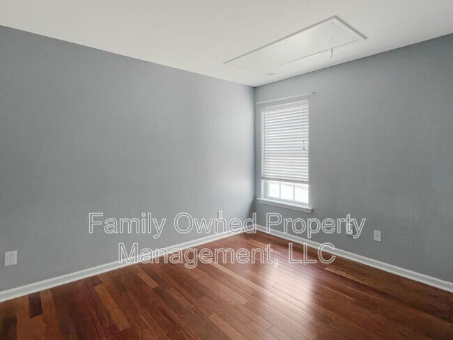 Building Photo - 219 Sweet Alyssum Dr