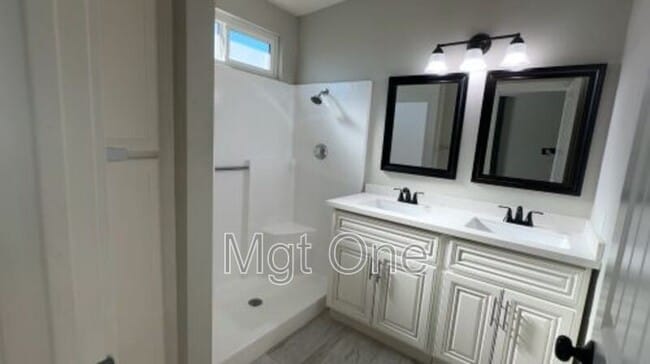 Building Photo - 25683 San Lupe Ave