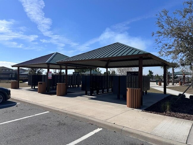 Building Photo - 2345 Treasure Hill St